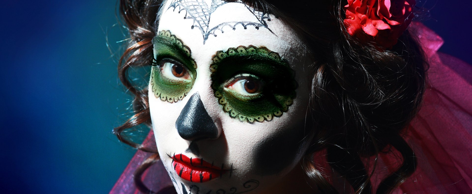 Scopri la magia del Día de Muertos in Messico: Un'Esperienza Unica da Non Perdere
