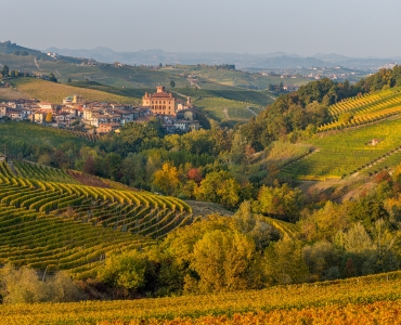 Un viaggio nel tempo tra i vigneti delle Langhe Monferrato